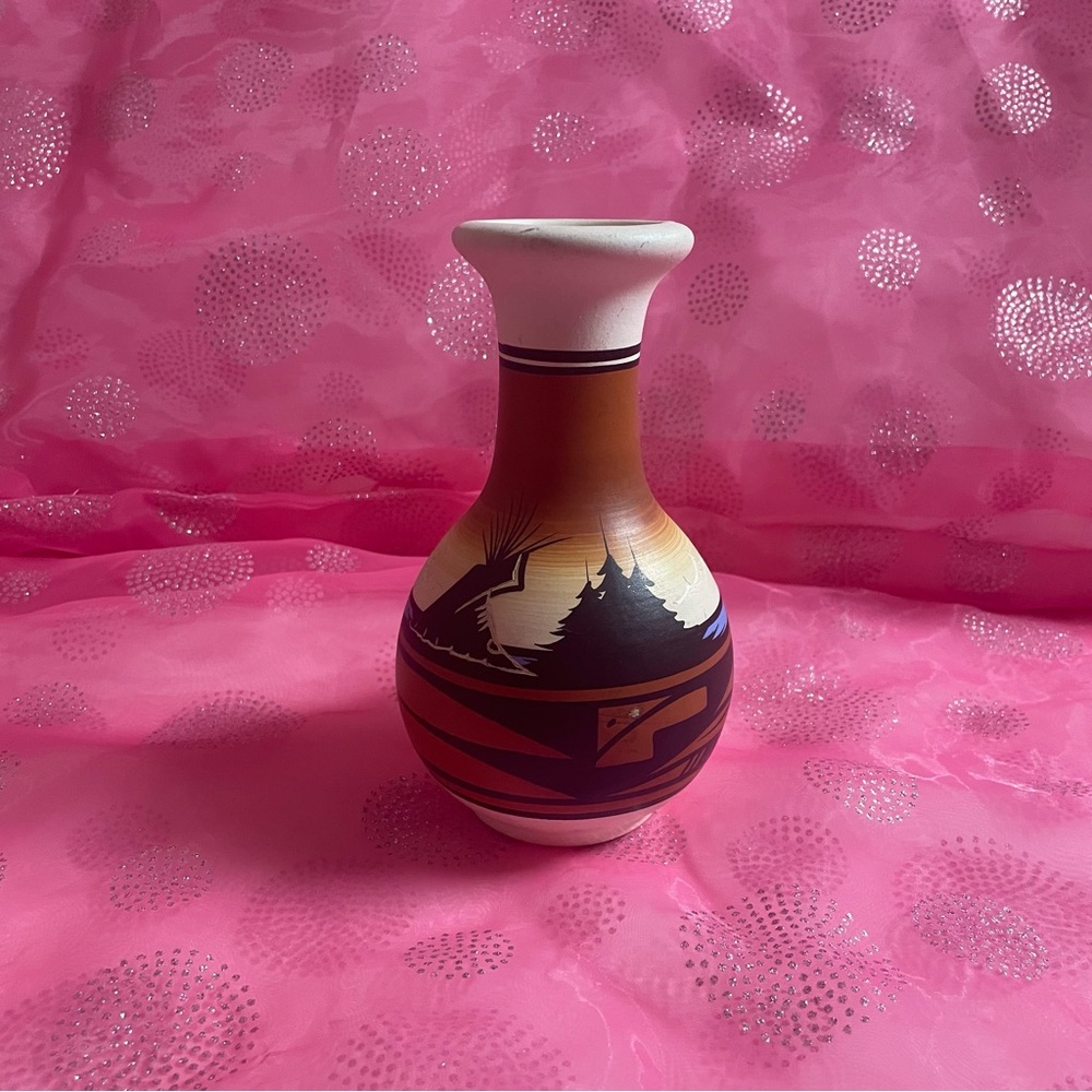 Cedar Mesa Vase Navajo Southwestern Naatsiilid Rainbow Pottery 6.5 inches